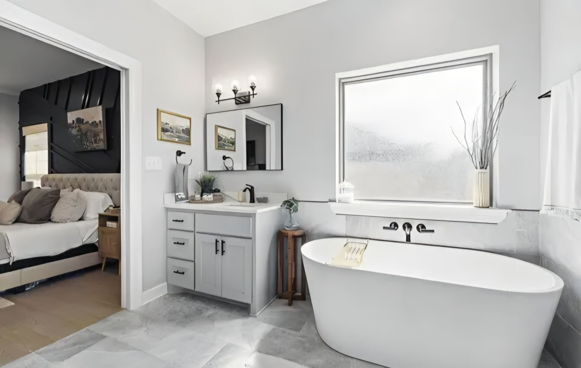 Assecador de cabells, tovalloles, sabó i xampú 