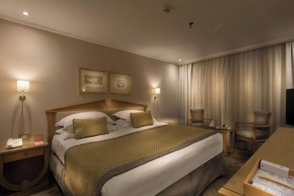 Room - Steigenberger Regency Nile Cruise - Every Saturday from Luxor for 07 & 04 Nights (Luxor City)