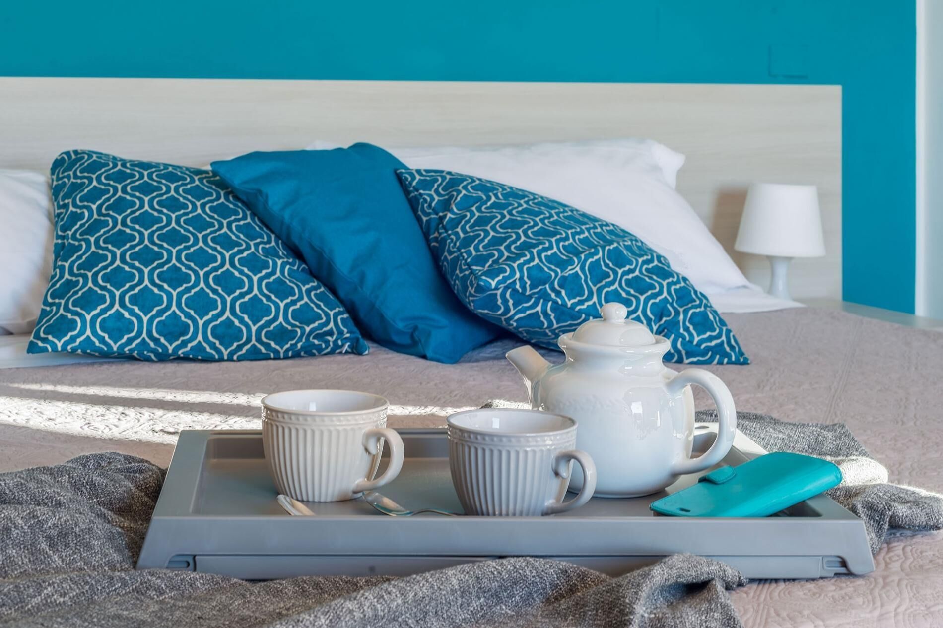 Iron/ironing board, WiFi