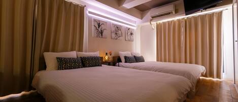 Strykjärn/strykbräda, wi-fi och sängkläder