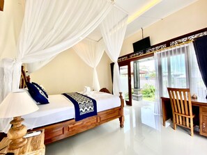 Luxury Villa, 1 Bedroom, Private Pool, Pool View | Desk, laptop workspace, free WiFi - Puri Trisna Ubud Villas (ubud)