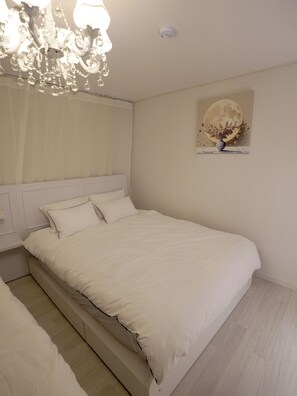 1 bedroom, iron/ironing board, WiFi, bed sheets