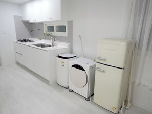 Microwave - Cozy 2Rooms Gwangalli Beach for Family & Couples (Busan)