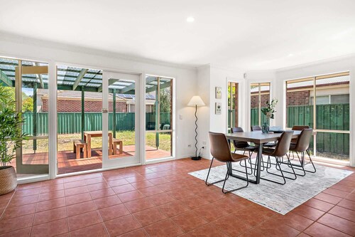 Comfortable Family Stay in Caroline Springs
