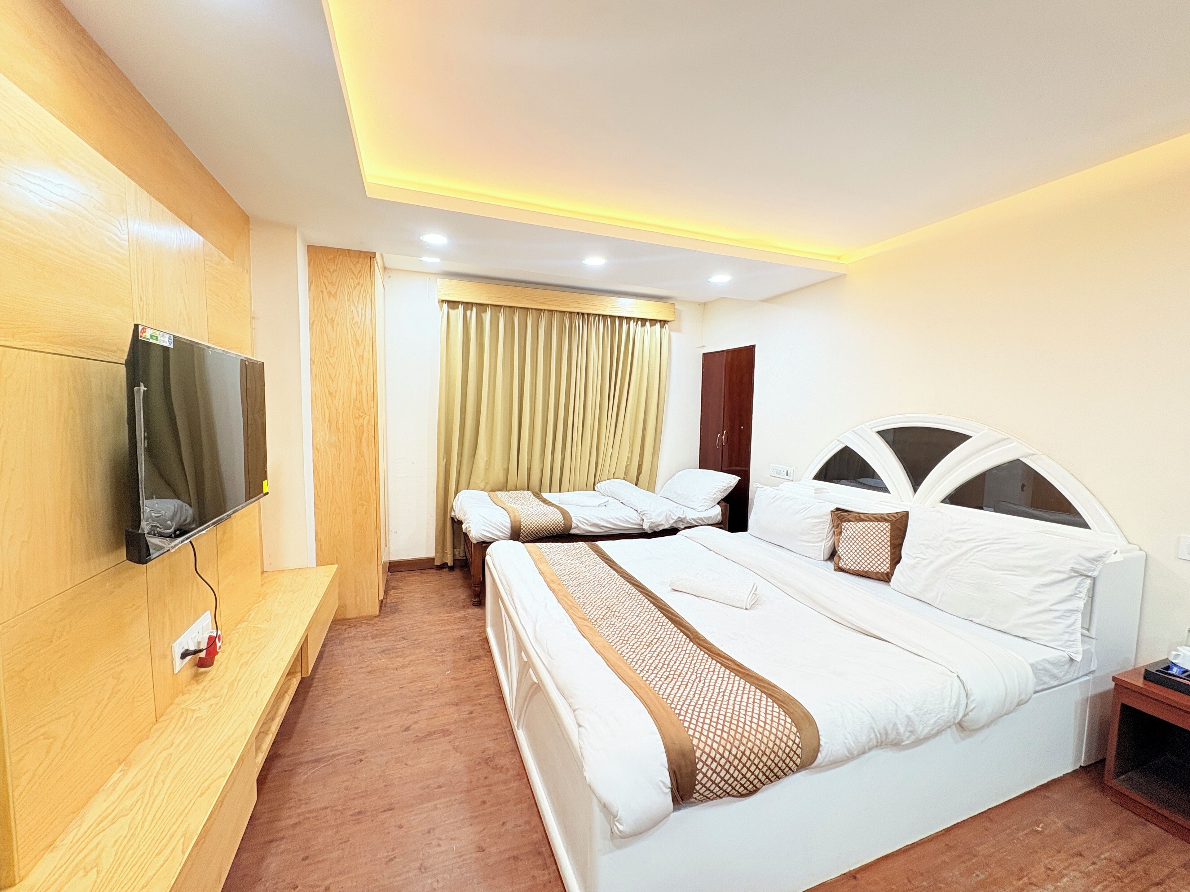 クラシック トリプルルーム | デスク、WiFi (無料)