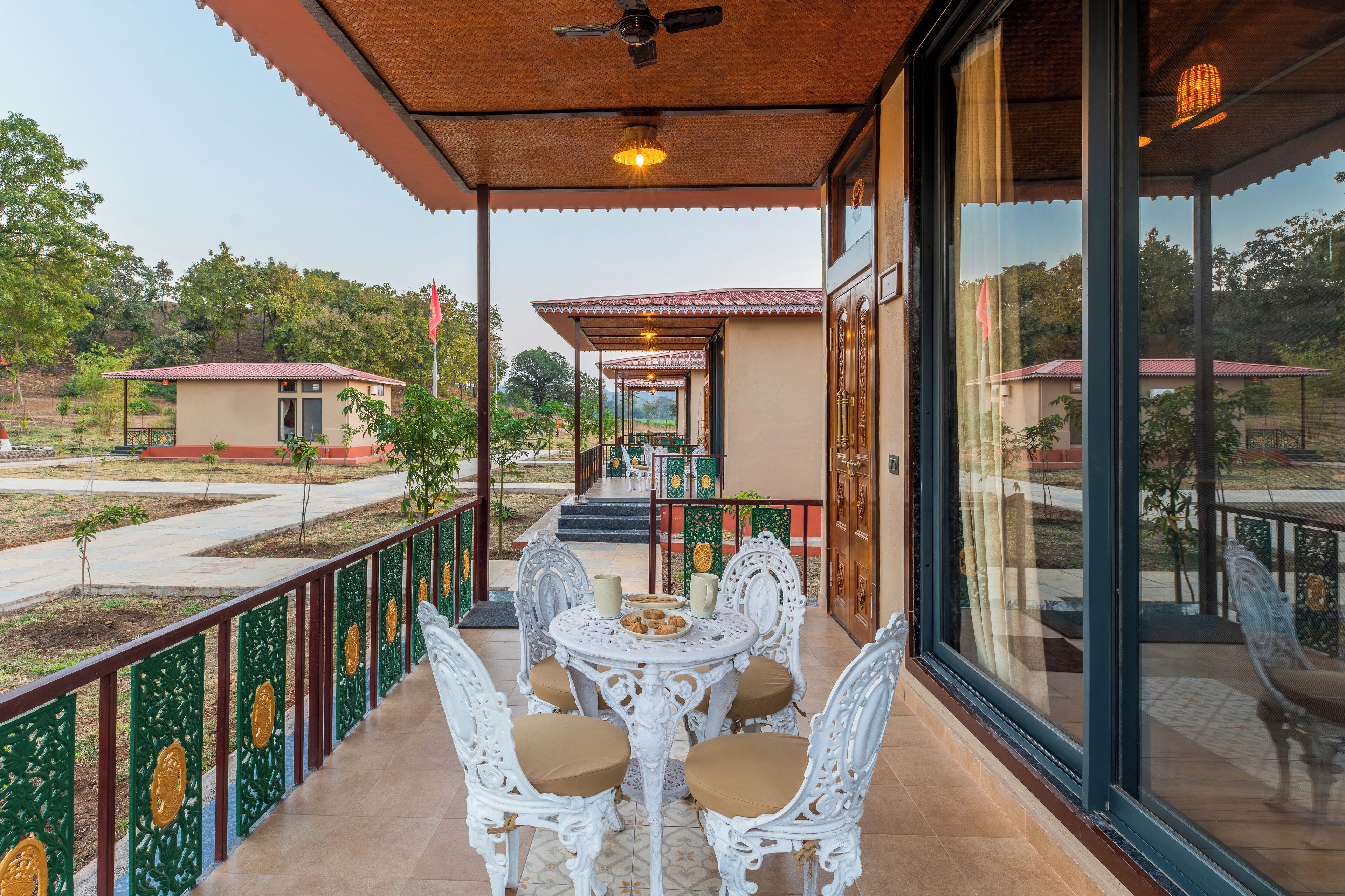 Allergikerbettwaren, Minibar, individuell dekoriert