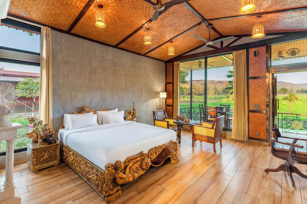 Growpure Luxury Farm & Nature Resort - Kharoda