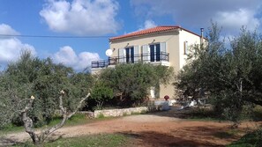Exterior - Manolo's olive farm,apartment with big terrace,seaview (Chania)