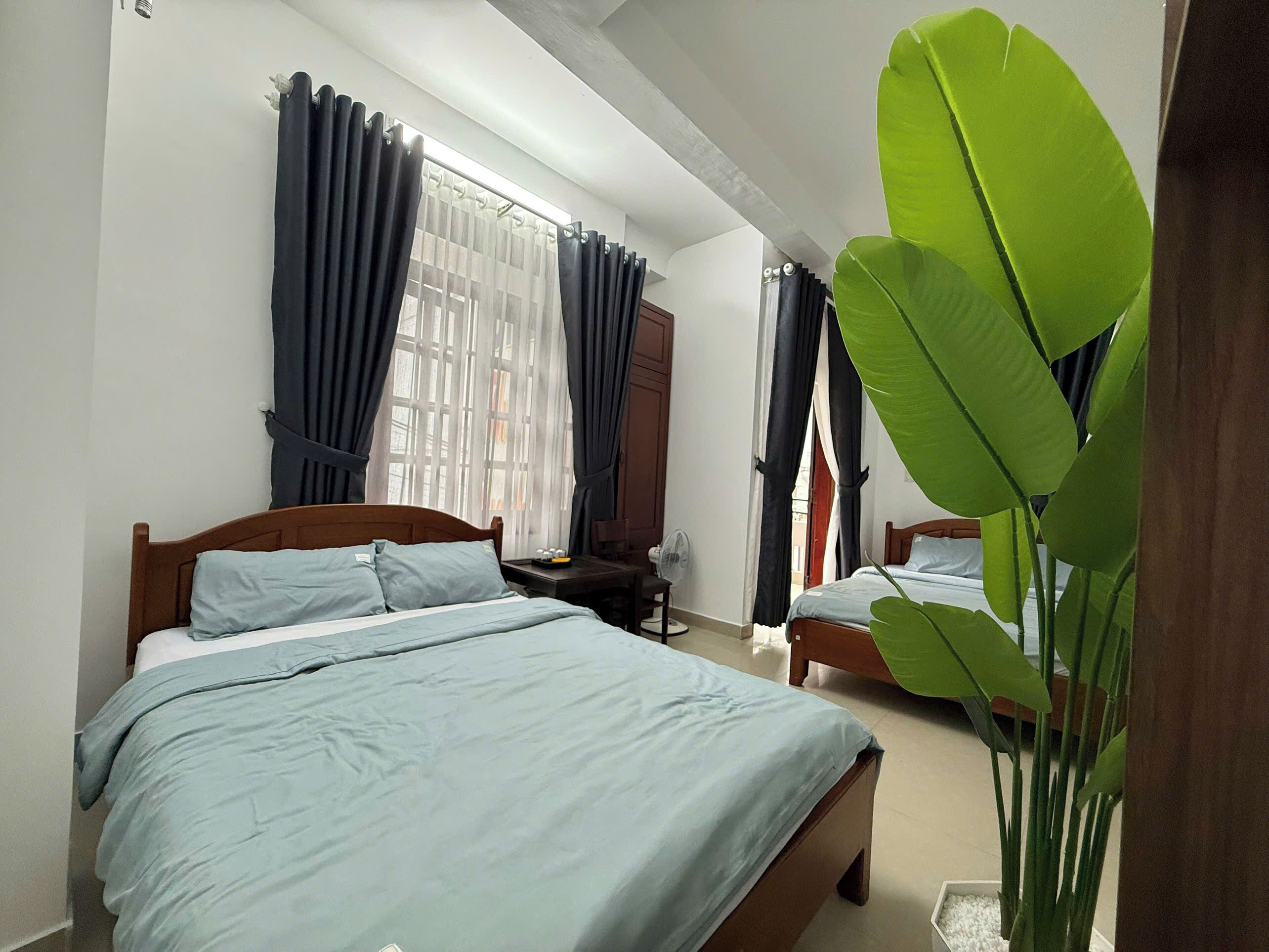 Blackout curtains, iron/ironing board, free WiFi