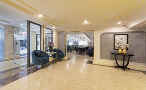 Restaurant - Dong Phu Hotel (Da Lat)