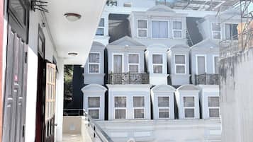 Double Room, Balcony | Balcony