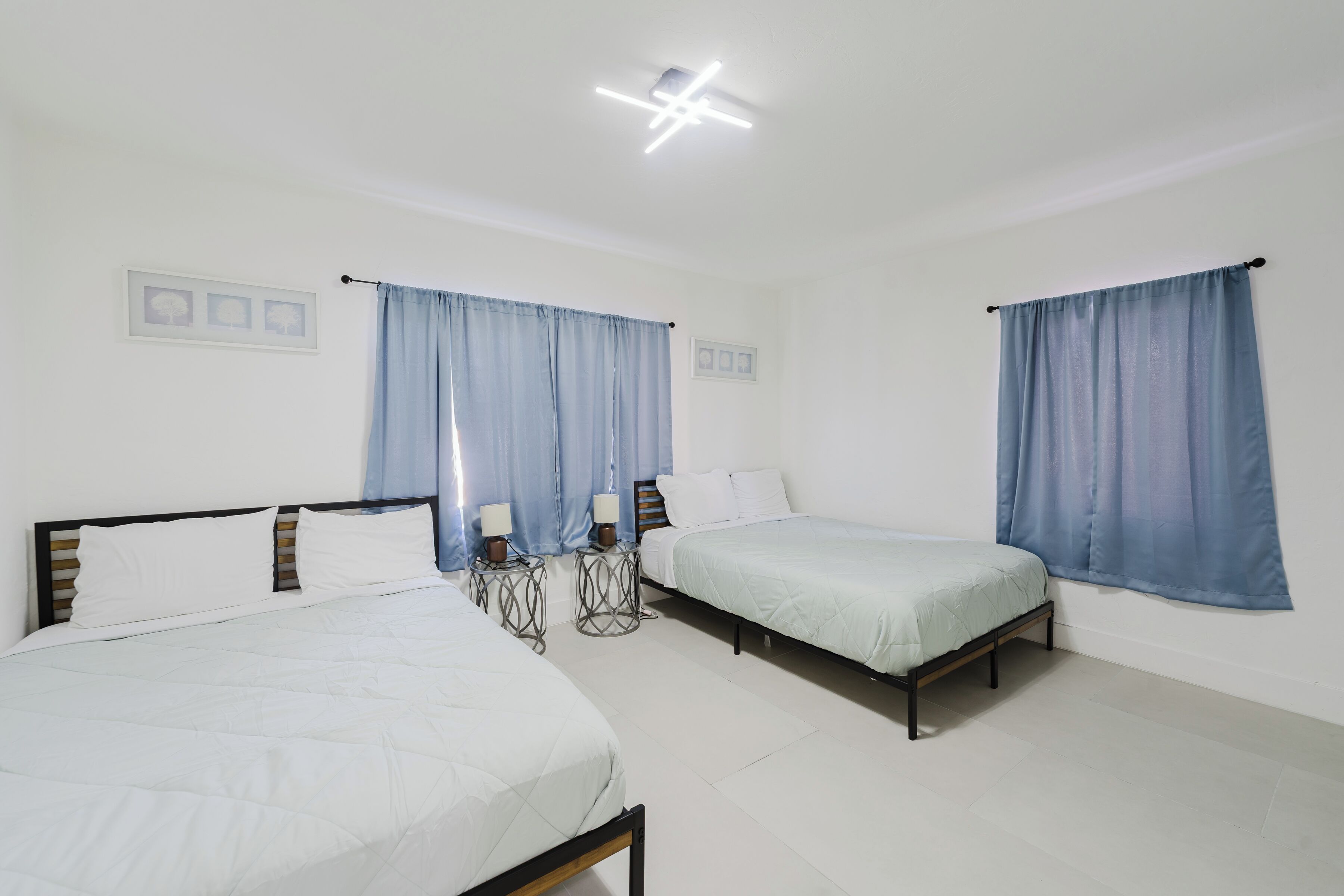 Bügeleisen/Bügelbrett, WLAN, Bettwäsche