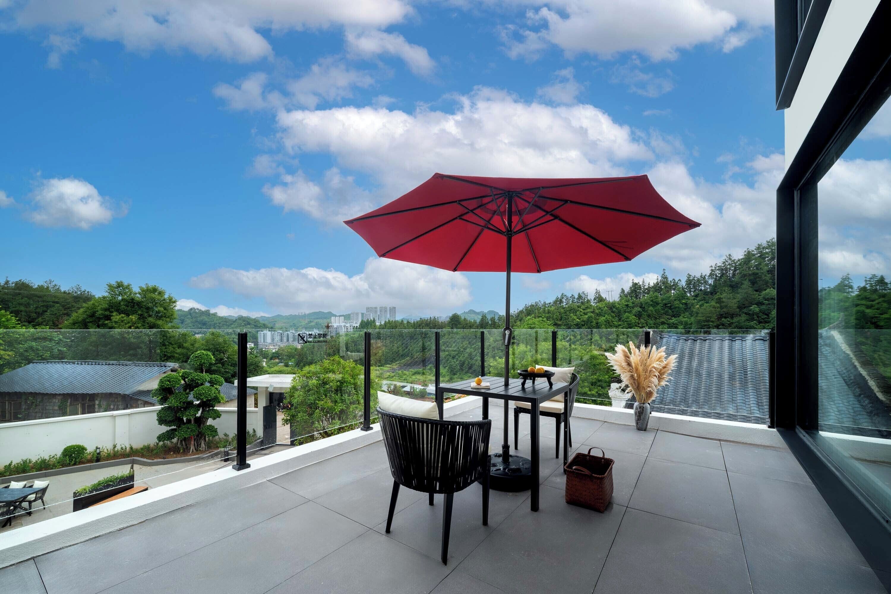 Standard-Doppelzimmer, Bergblick | Terrasse/Patio