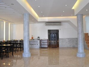 Dining - VangVieng Boutique Hotel (Vang Vieng)