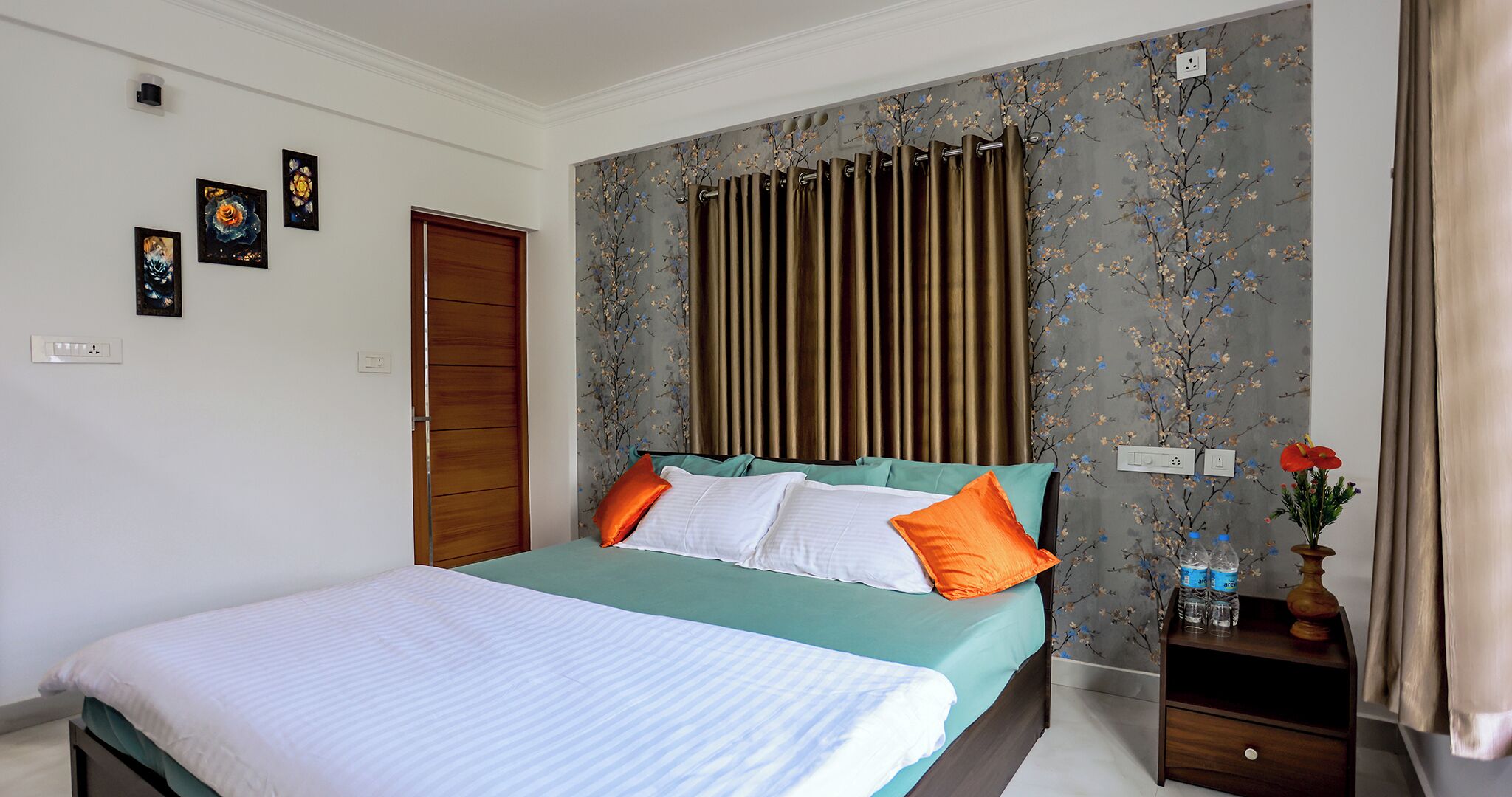 Accès Internet, draps fournis