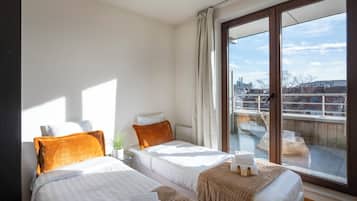 Apartamento, vista para a cidade | Ferros/tábuas de passar roupa, Wi-Fi de cortesia