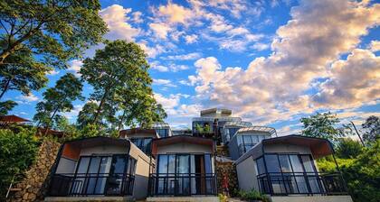 The Lakebox Menjer by Travelink