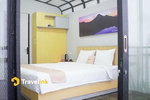 Bureau, chambres insonorisées, Wi-Fi gratuit