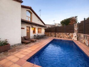 Pool - Winahost les Faldes del Montseny (Sant Pere de Vilamajor)