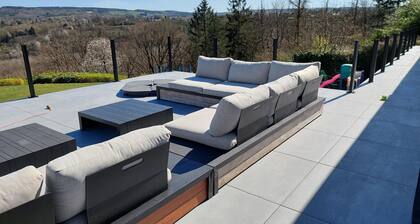 Chalet avec piscine privée à Aywaille