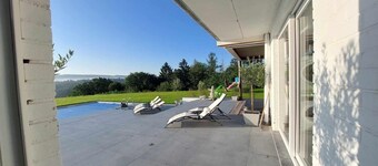 Chalet avec piscine privée à Aywaille
