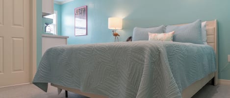 Iron/ironing board, internet, bed sheets