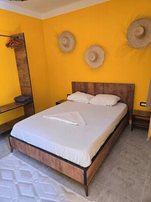 1 bedroom, iron/ironing board, Internet, bed sheets