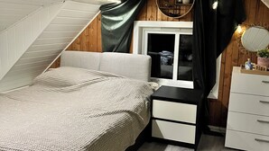Unclassified image, 4 of 30, button - Two-bedroom apartment with loft (Ålesund)