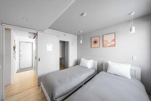 Iron/ironing board, free WiFi, bed sheets - SERENE TERRACE (Asahikawa)