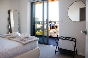 1 bedroom, iron/ironing board, WiFi, bed sheets - Stylish 1BR Apartment near Te Kaha Stadium (Christchurch)
