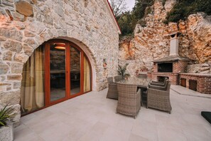 Outdoor dining - Villa Bogijeva Cliff House, Stunning View (Rabac)