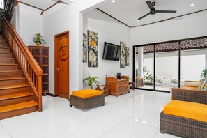 Villa, 3 Bedrooms, Private Pool | Living area | 43-inch Smart TV with digital channels, Netflix, streaming services - Sansari Villa Sanur (Denpasar)