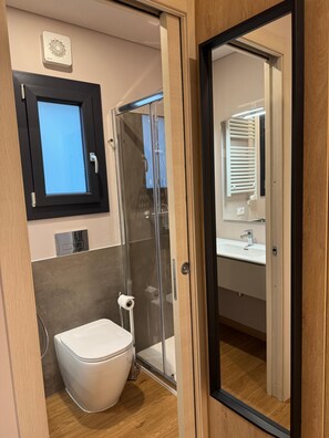Mobile Home, Mountain View | Bathroom | Shower, free toiletries, hair dryer, towels - Camping Dolomiti (Trentino-Alto Adige)