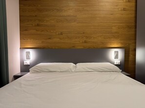 Mobile Home, Mountain View | In-room safe, desk, laptop workspace, free WiFi - Camping Dolomiti (Dimaro Folgarida)