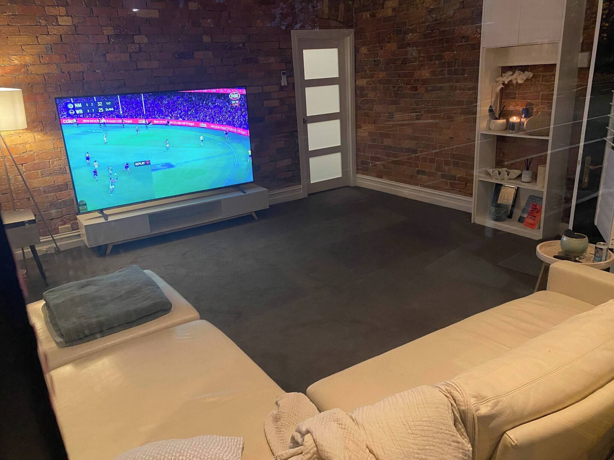 Apartment, 3 Bedrooms, Accessible | Living room