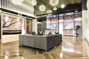 Interior - Crystal Orange (Hangzhou East Railway Station) (Hangzhou)