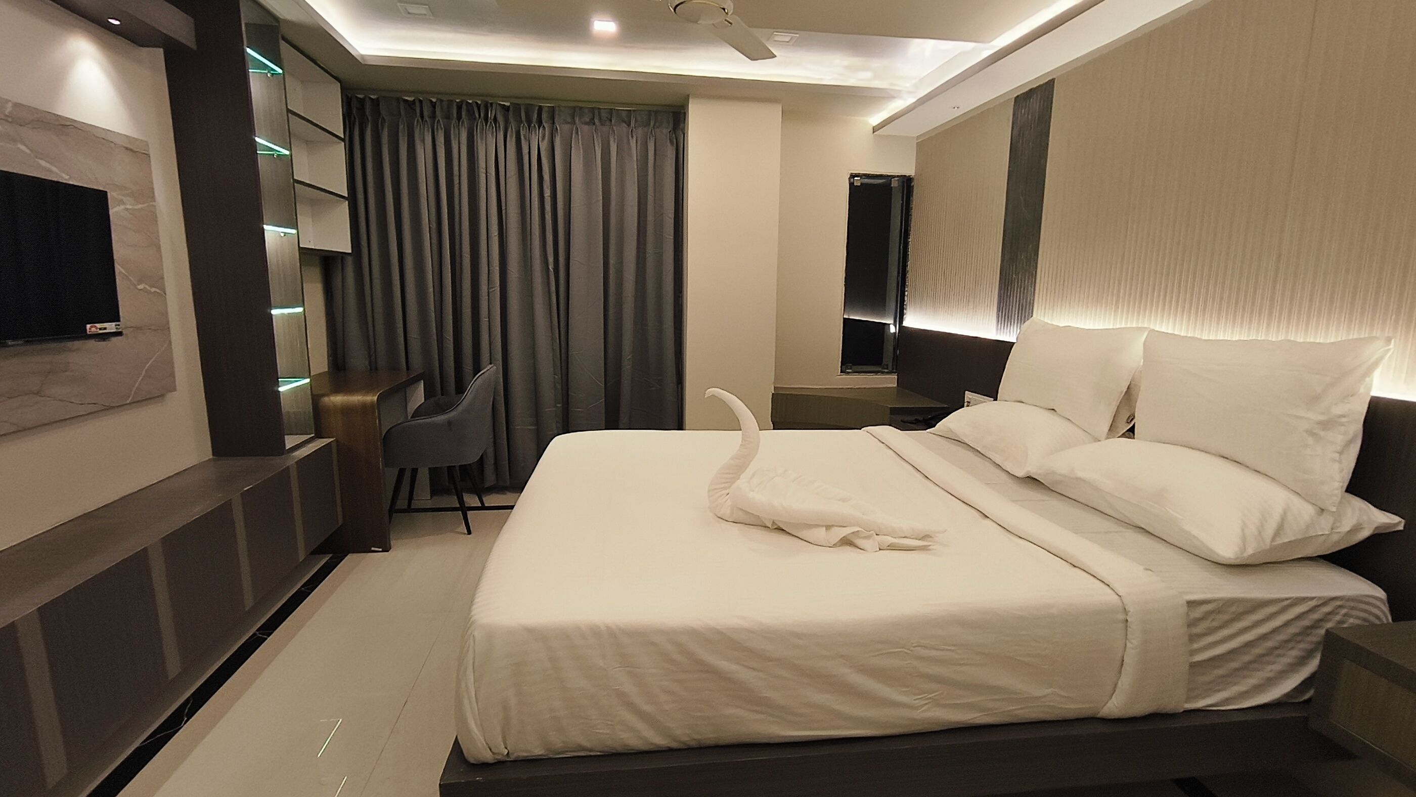 Deluxe-Zimmer | Schreibtisch, laptopgeeigneter Arbeitsplatz, kostenloses WLAN