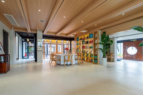 Reception hall