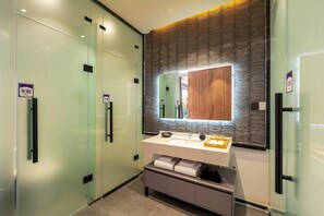 Bathroom - Silk Road-Fu Tea Town Boutique Homestay (Xianyang)