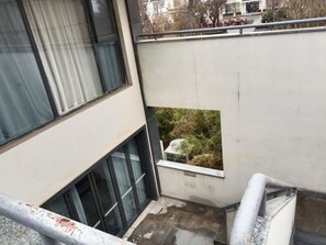 Casa clásica, patio, vista al patio | Vista desde la habitación