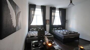 Basic-Apartment | Bügeleisen/Bügelbrett