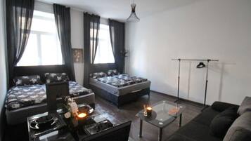 Basic-Apartment | Bügeleisen/Bügelbrett