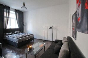 Basic-Apartment | Bügeleisen/Bügelbrett