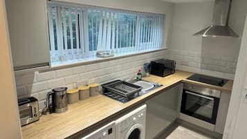 Appartement, 2 chambres | Blanchisserie