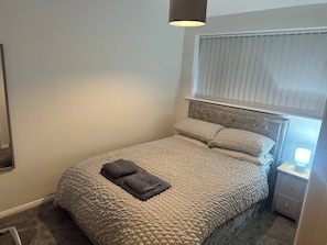 Apartment, 2 Bedrooms | 2 bedrooms - Willow House Sleeps 4 Family Travel Seaside Stay (Folkestone)