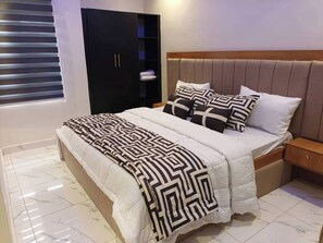 Apartment, 2 Bedrooms, Balcony | 2 bedrooms - Less2more Luxury Suites - Comfort in Style (Lagos)