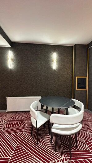 Printers - Avenue Nizami Hotel (Bakı)