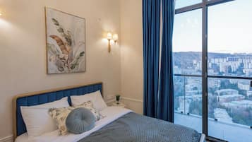 Apartment, City View | Blackout curtains, iron/ironing board, free WiFi