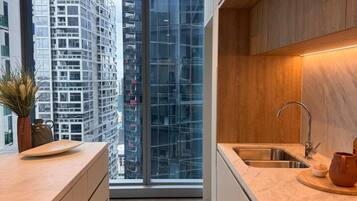 Condo, 2 Bedrooms, Accessible, Terrace | Private kitchen