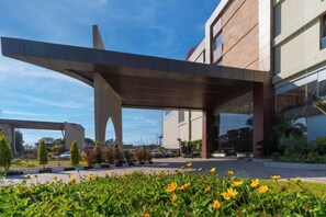 Exterior - Soni Arena hotel (Dehlan)